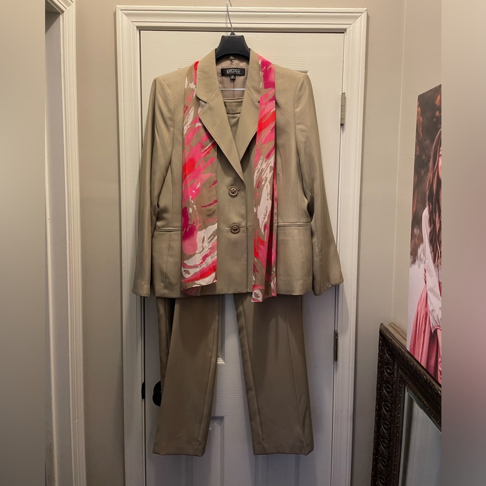Womens Business Suit